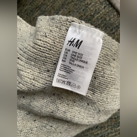 H&M Scarf Speckle Beige - Picture 3 of 4